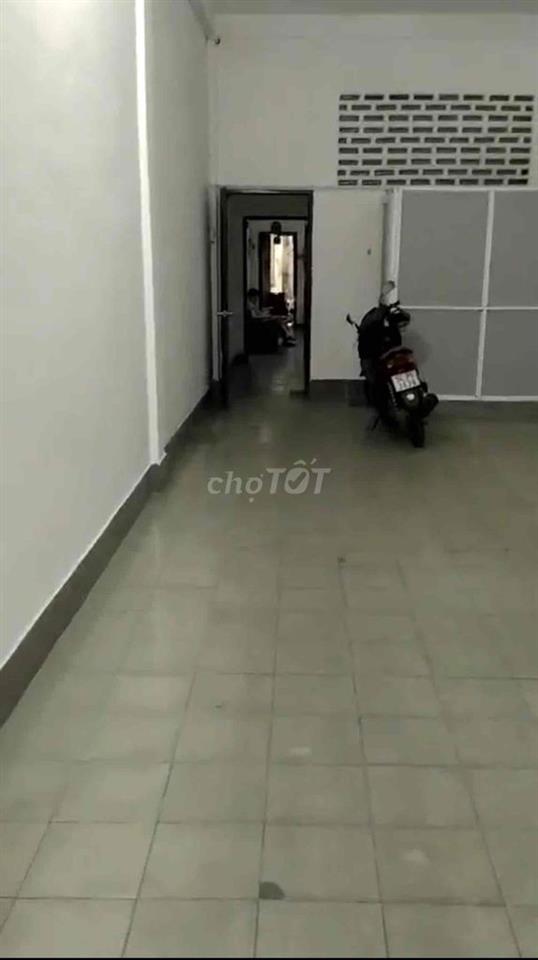 Nhà mặt tiền đường Trường Chinh Tân Bình
