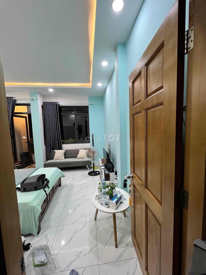phòng trọ , có cho ở ghép , giờ giất tự do sinh hoạt như ở nhà mình