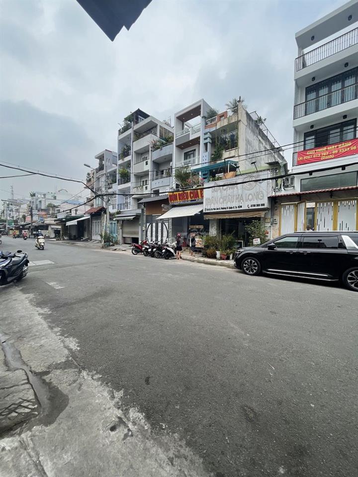 Cho thuê toàn bộ mặt bàng Trệt - lửng