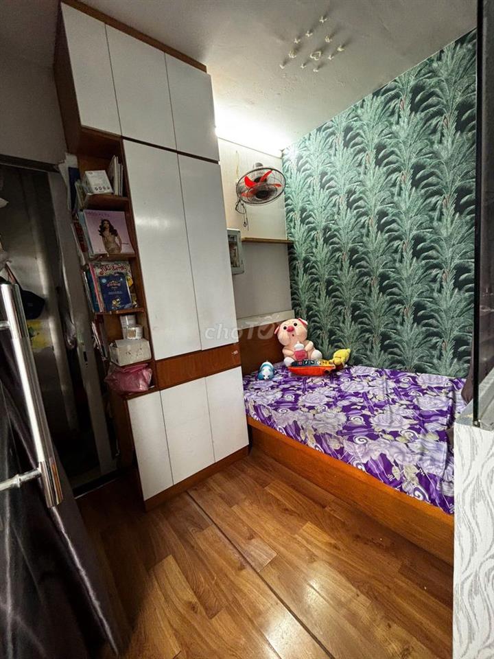 BÁN NHANH CH EHOME5