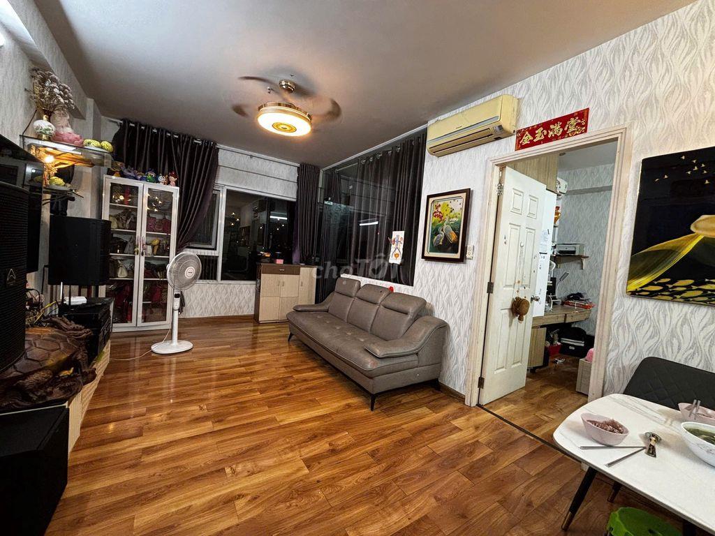 BÁN NHANH CH EHOME5
