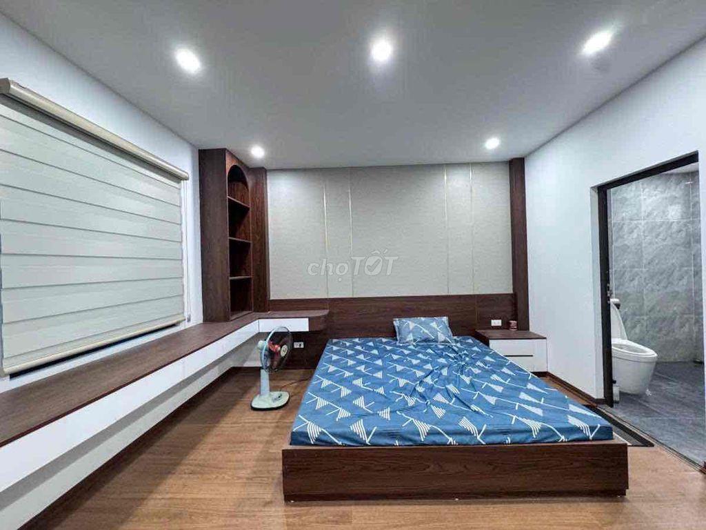 Cho thuê nhà Mỹ Đình DT 45m2 x 5 tầng 4PN 12tr 🔥