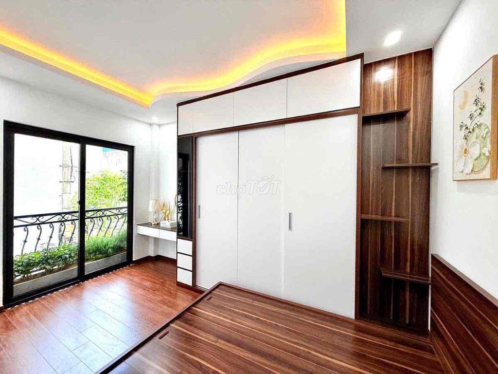 Cho thuê nhà 9tr Vân Canh 5 tầng 3PNKK full nội thất - ở ngay