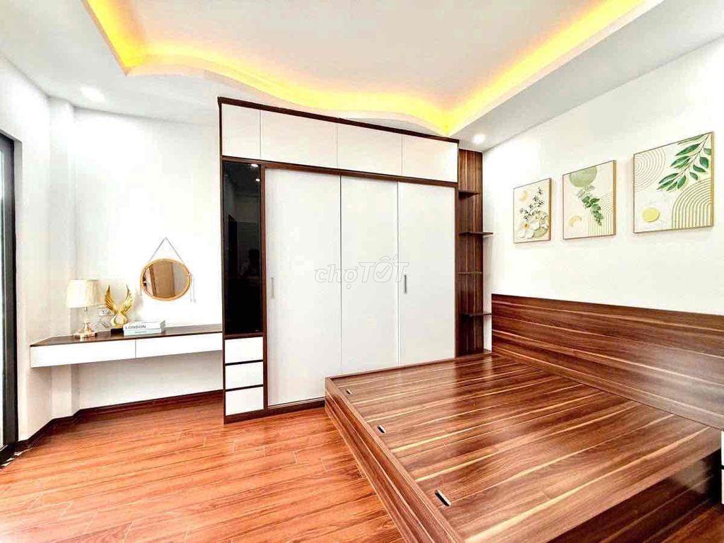 Cho thuê nhà 9tr Vân Canh 5 tầng 3PNKK full nội thất - ở ngay