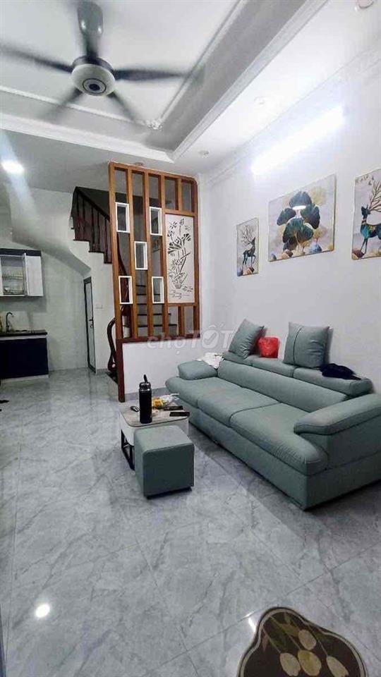 Cho thuê nhà  Tây Mỗ, Nam Từ Liêm DT 40m 5 tầng căn 4PN 9 tri