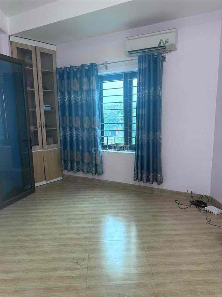 Cho thuê nhà lô góc, ô tô tránh Trịnh Văn Bô Vân Canh