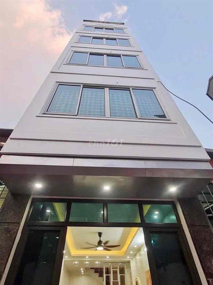 Cho thuê nhà Xuân La phân lô vỉa hè DT 60m², 5 tầng, 5PN full đồ 18 tr