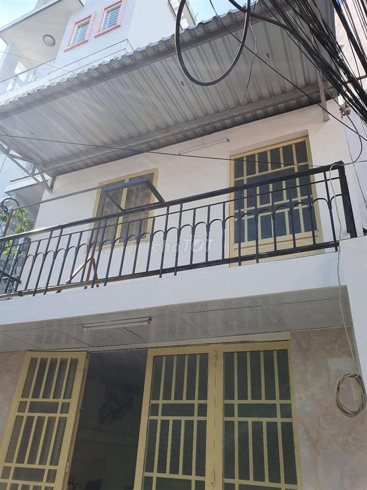 CHO THUÊ NHÀ 1T1L HẺM 24 CÁCH MT LÝ TỰ TRỌNG 15M THÔNG QUA H.XÁNG THỔI