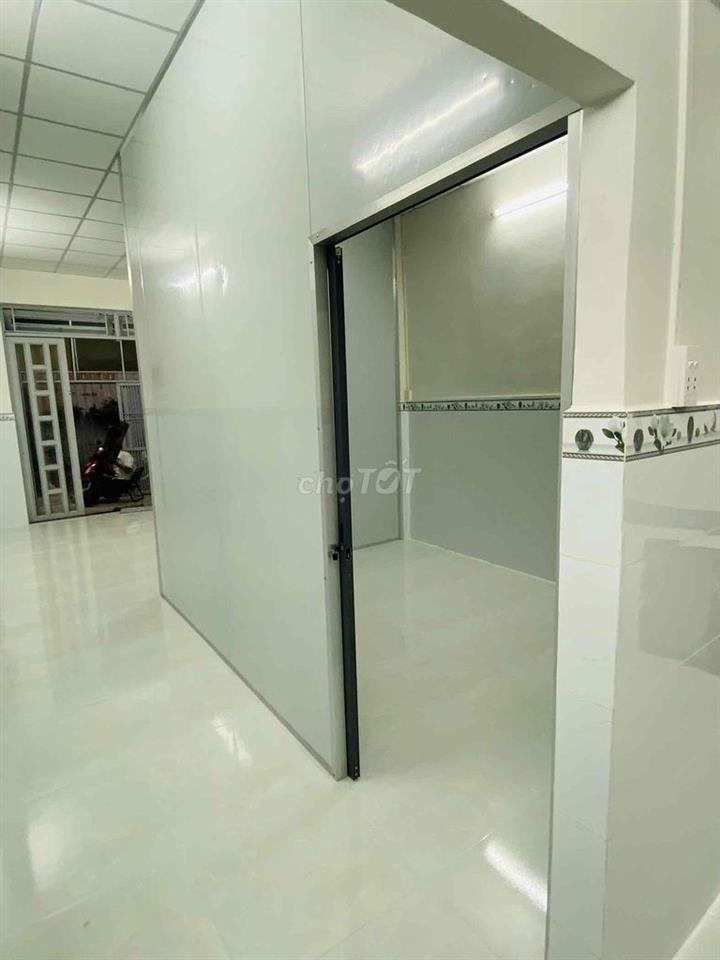 CHO THUÊ NHÀ CẤP 4 MỚI SỬA – CÓ SÂN RỘNG ĐỂ XE MÁY