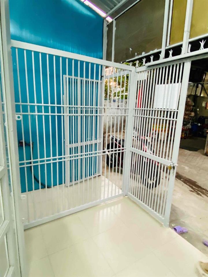CHO THUÊ NHÀ CẤP 4 MỚI SỬA – CÓ SÂN RỘNG ĐỂ XE MÁY