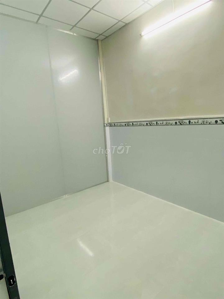 CHO THUÊ NHÀ CẤP 4 MỚI SỬA – CÓ SÂN RỘNG ĐỂ XE MÁY