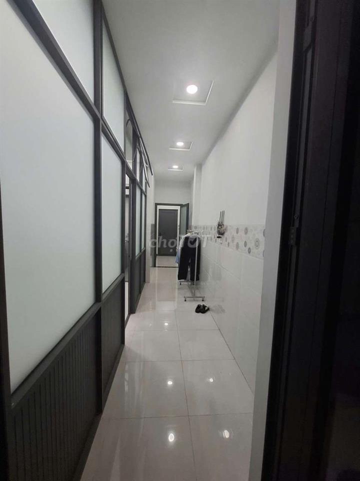 Cho nữ thuê trọ gần ĐH Công Thương, Aeon Mall,...