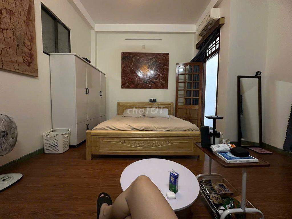 Cho thuê phòng trong nhà nguyên căn