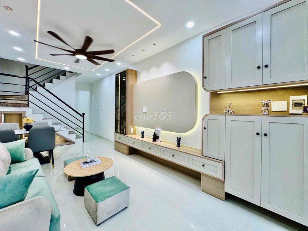 🔥 NHÀ ĐẸP NGAY CHỢ BÀ CHIỂU – CHỈ 10M RA HẺM XE TẢI – FULL NỘI THẤT