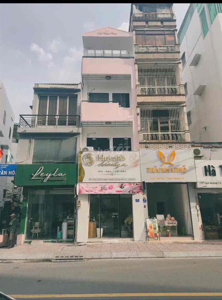 Nhà mặt tiền Huỳnh Văn Bánh