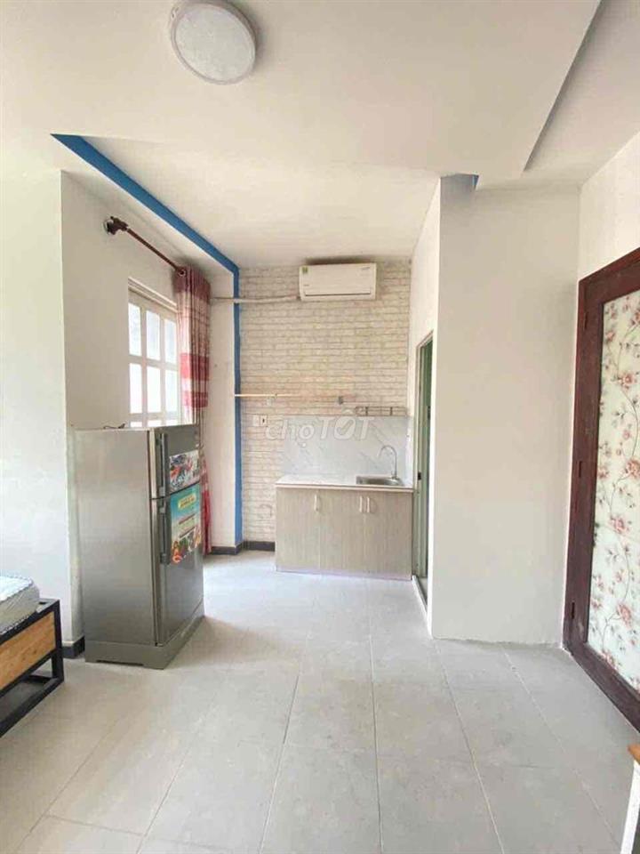 PHÒNG STUDIO BAN CÔNG FULL NỘI THẤT - YÊN THẾ, TÂN BÌNH