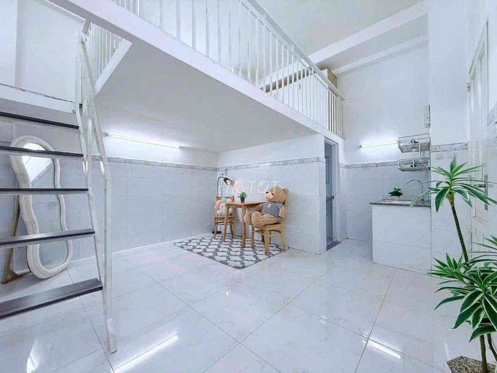 PHÒNG GÁC SIU RỘNG THOÁNG NẰM NGAY TRỤC ĐƯỜNG CỘNG HOÀ, TÂN BÌNH