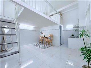 PHÒNG GÁC SIU RỘNG THOÁNG NẰM NGAY TRỤC ĐƯỜNG CỘNG HOÀ, TÂN BÌNH