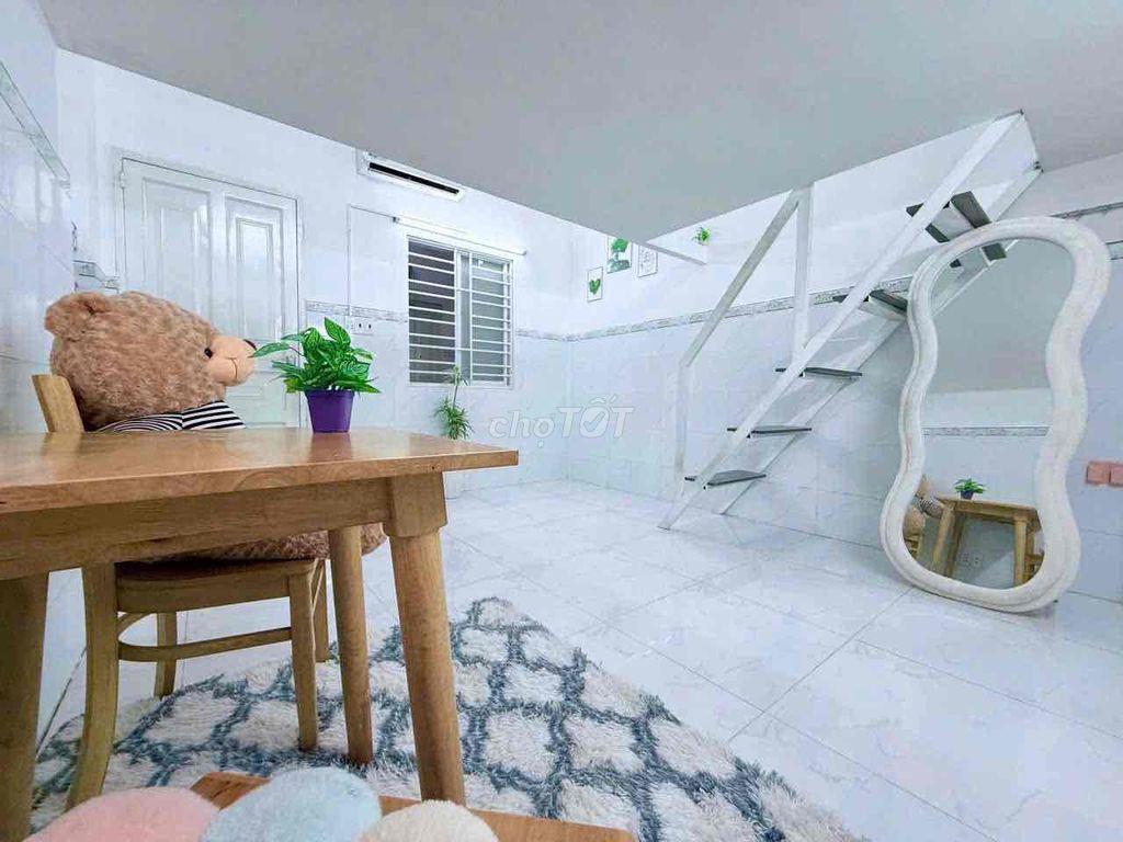 PHÒNG GÁC SIU RỘNG THOÁNG NẰM NGAY TRỤC ĐƯỜNG CỘNG HOÀ, TÂN BÌNH