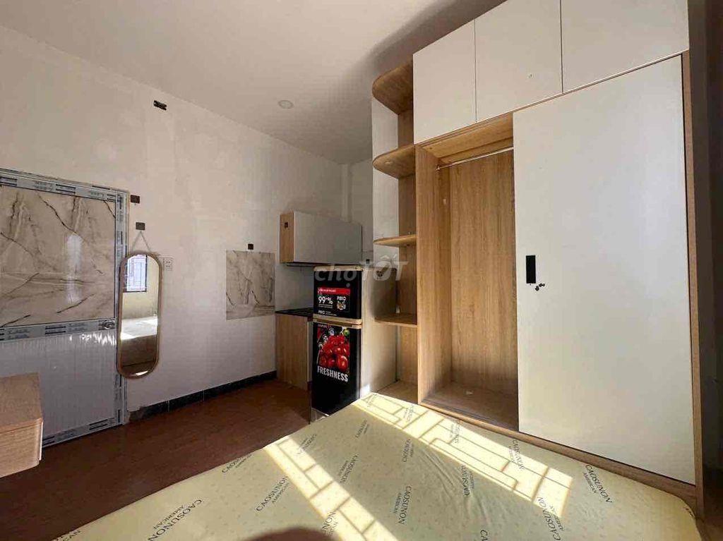 STUDIO CỬA SỔ THOÁNG, FULL NỘI THẤT NGAY KHU K300