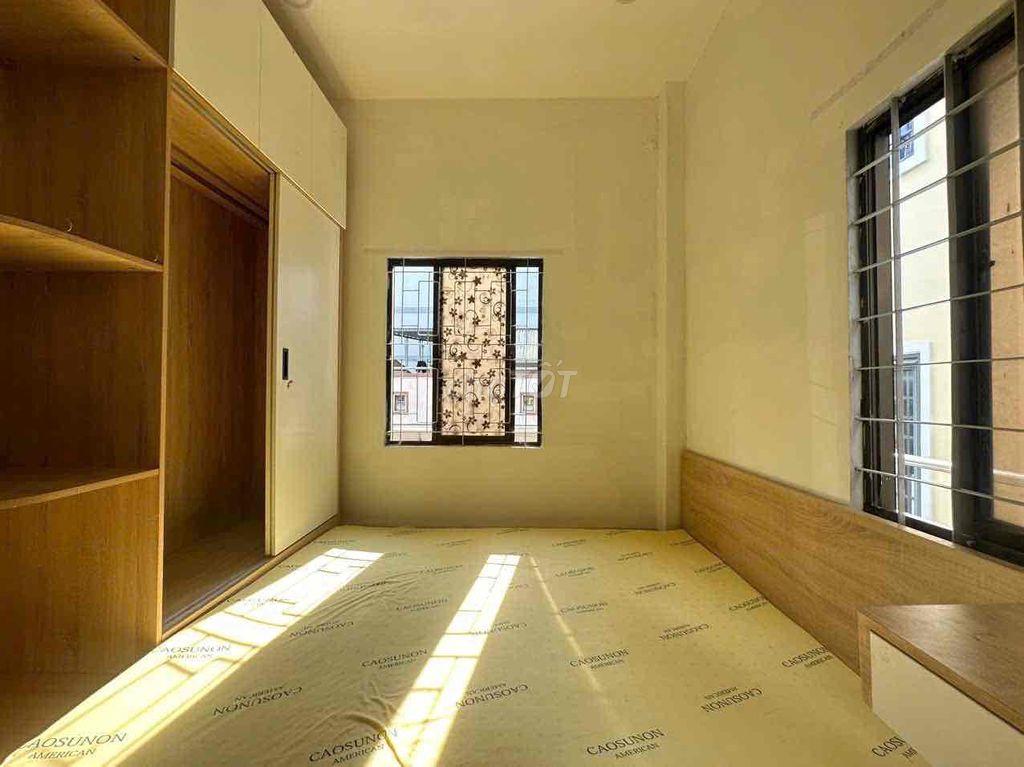 STUDIO CỬA SỔ THOÁNG, FULL NỘI THẤT NGAY KHU K300