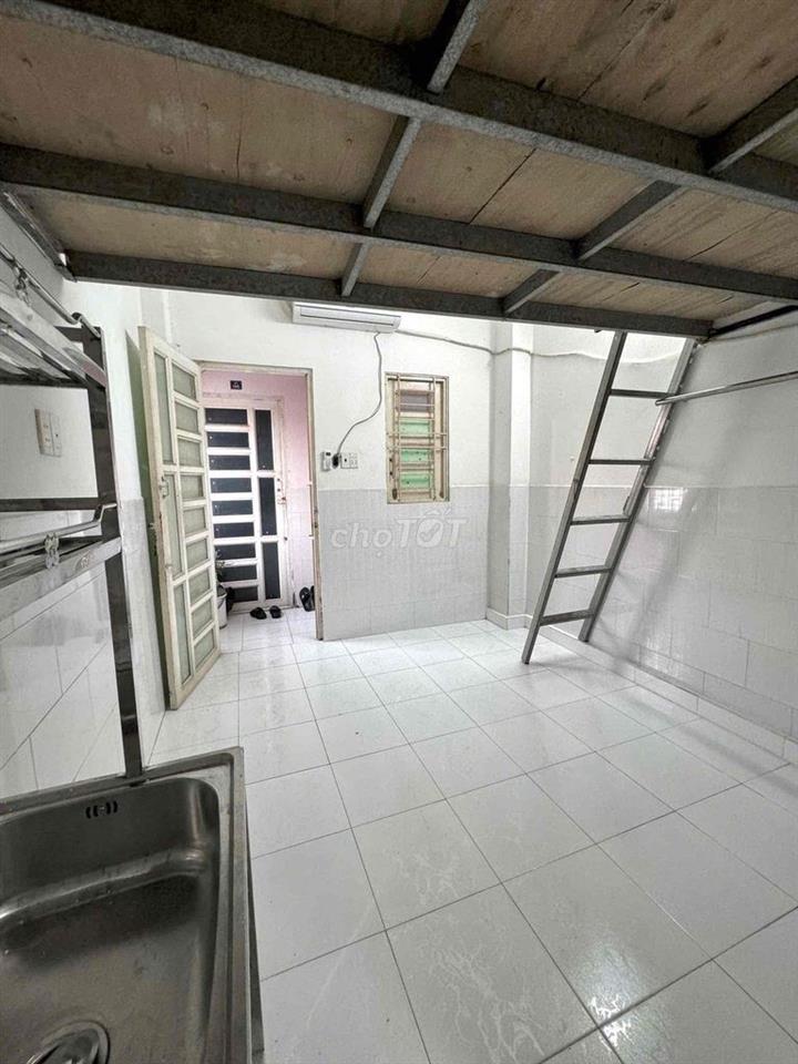 phòng Duplex thoáng mát cách VHU 7p