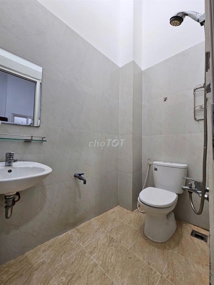Bán nhà 2 tầng Linh Xuân Thủ Đức, 95.4m2, 3PN/3WC gần Siêu thị Go!