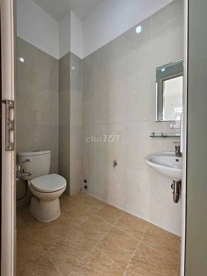 Bán nhà 2 tầng Linh Xuân Thủ Đức, 95.4m2, 3PN/3WC gần Siêu thị Go!