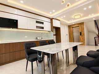 Bán nhà Phân vỉa hè Nguyên Hồng 45m2x7t kd đỉnh chỉ 23,9 tỷ