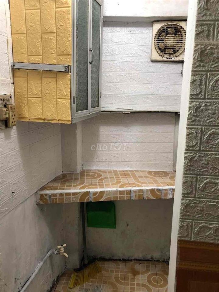 Cho thuê nhà riêng nhỏ xinh có gác xép và ban công