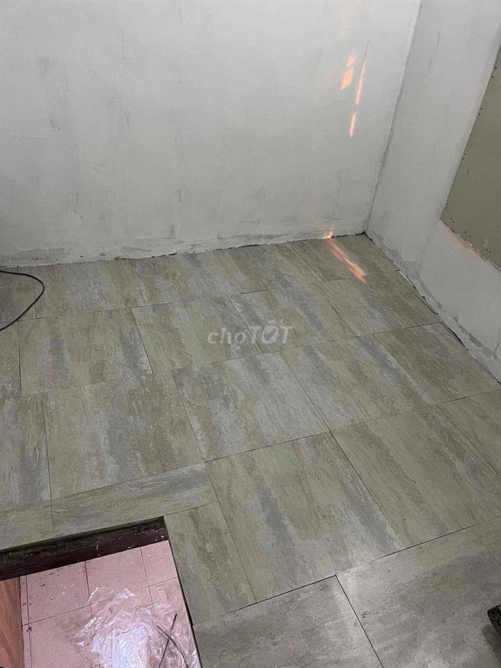 Cho thuê nhà riêng nhỏ xinh có gác xép và ban công
