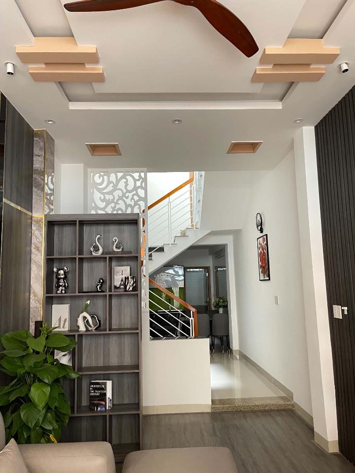NHÀ ĐẸP NGỠ NGÀNG ĐƯỜNG ÔNG ÍCH KHIÊM - KIỆT Ô TÔ TẬN NHÀ - CHỈ 60M RA ĐƯỜNG CHÍNH!!!