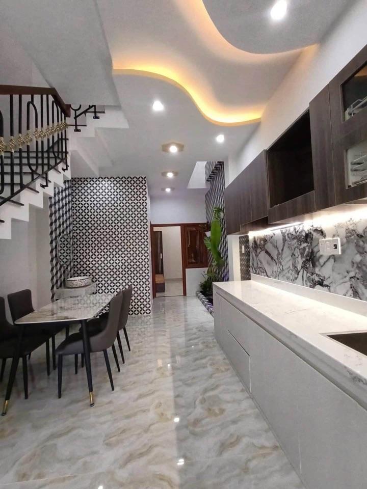 BÁN NHÀ ĐẸP RỰC RỠ ĐƯỜNG TÔ HIỆU - KIỆT RÔNG THÊNH THANG CHỈ NHỈNH 4 TỶ!!!