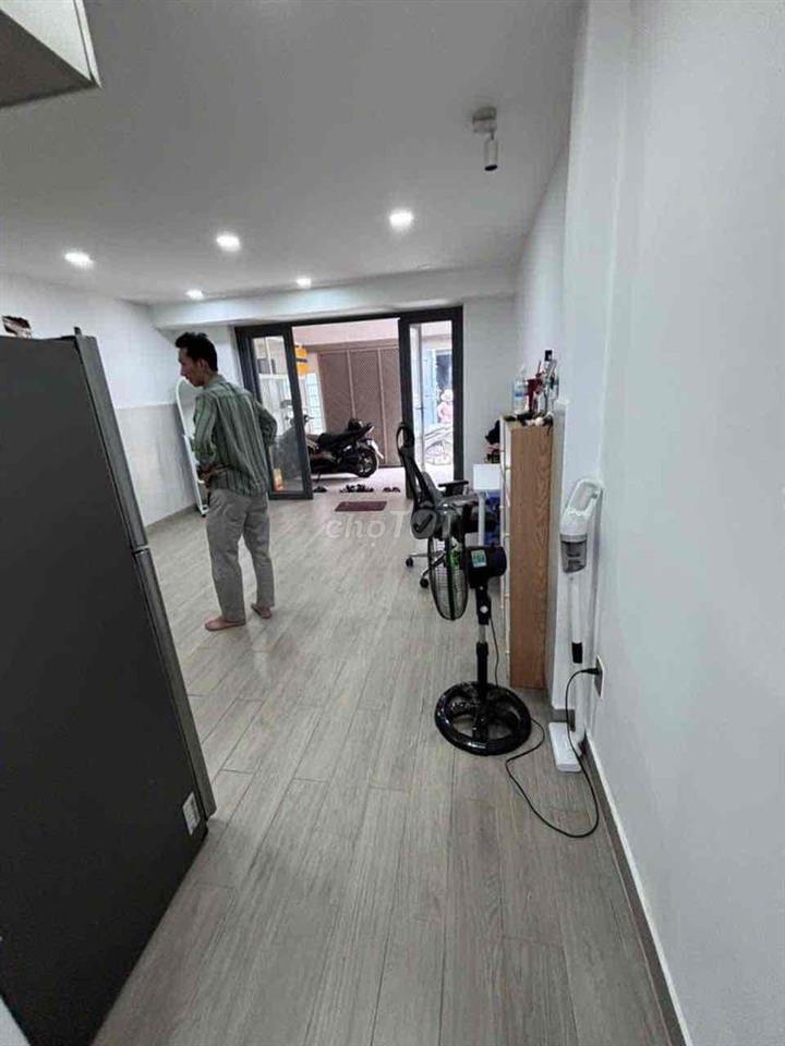 thuê nhà nguyên căn mới