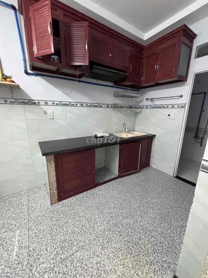 Cho thuê nhà nguyên căn 3 phòng 3wc 8trieu