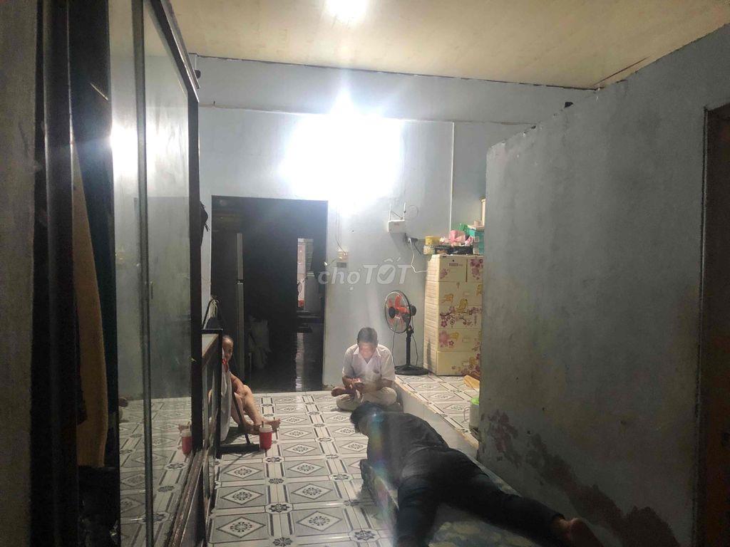 bán Nhà 2 Mặt tiền trước sau
