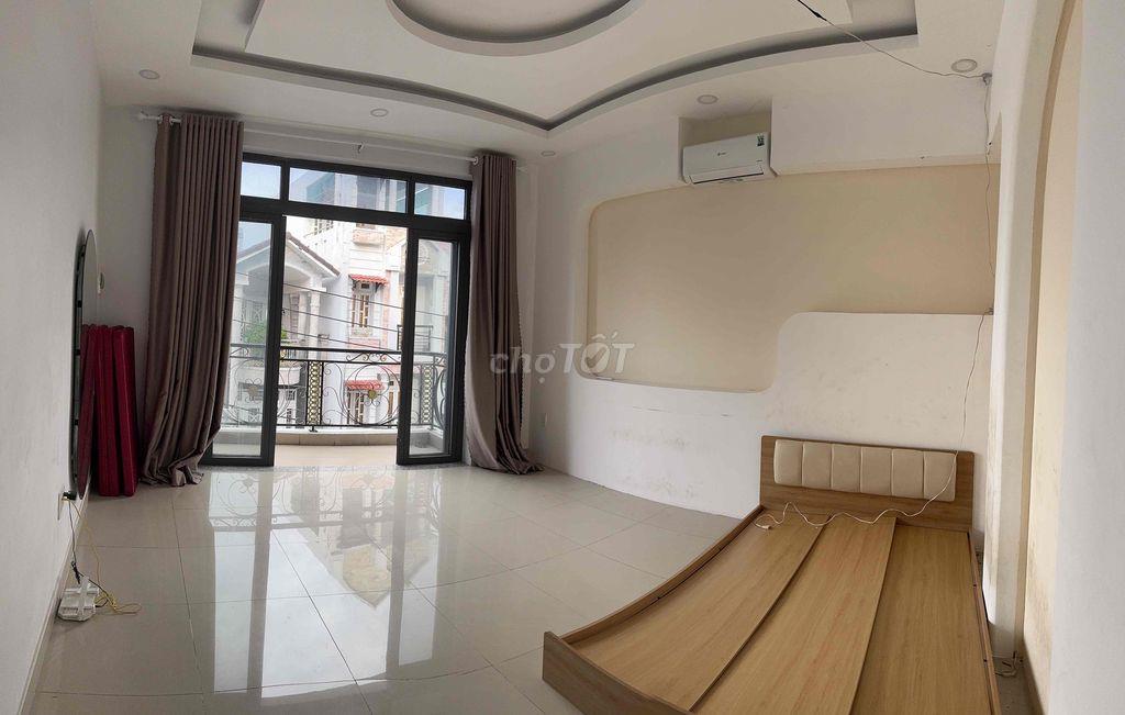 Phòng mới an ninh tự do giờ giấc