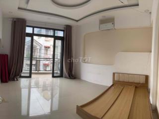 Phòng mới an ninh tự do giờ giấc