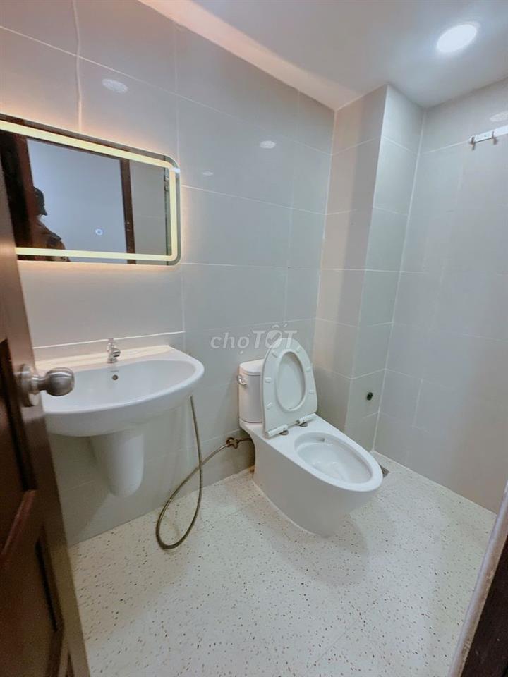Nhà mới Trần Quang Khải, sát Hoàng Sa, 38m², 2PN, 6,1 tỷ