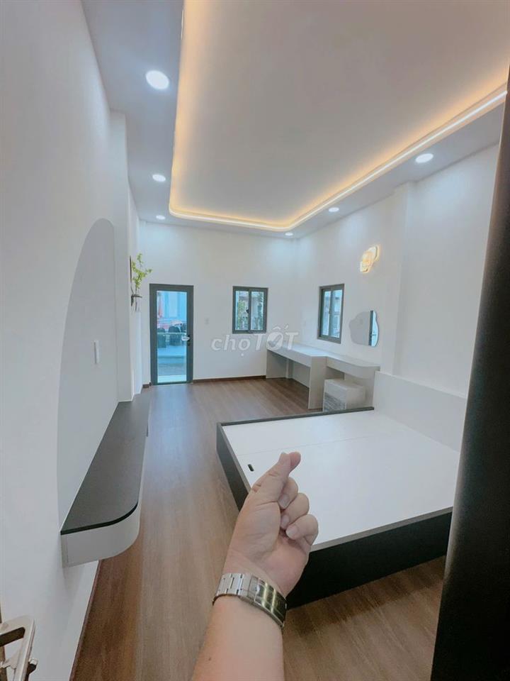 Nhà mới Trần Quang Khải, sát Hoàng Sa, 38m², 2PN, 6,1 tỷ