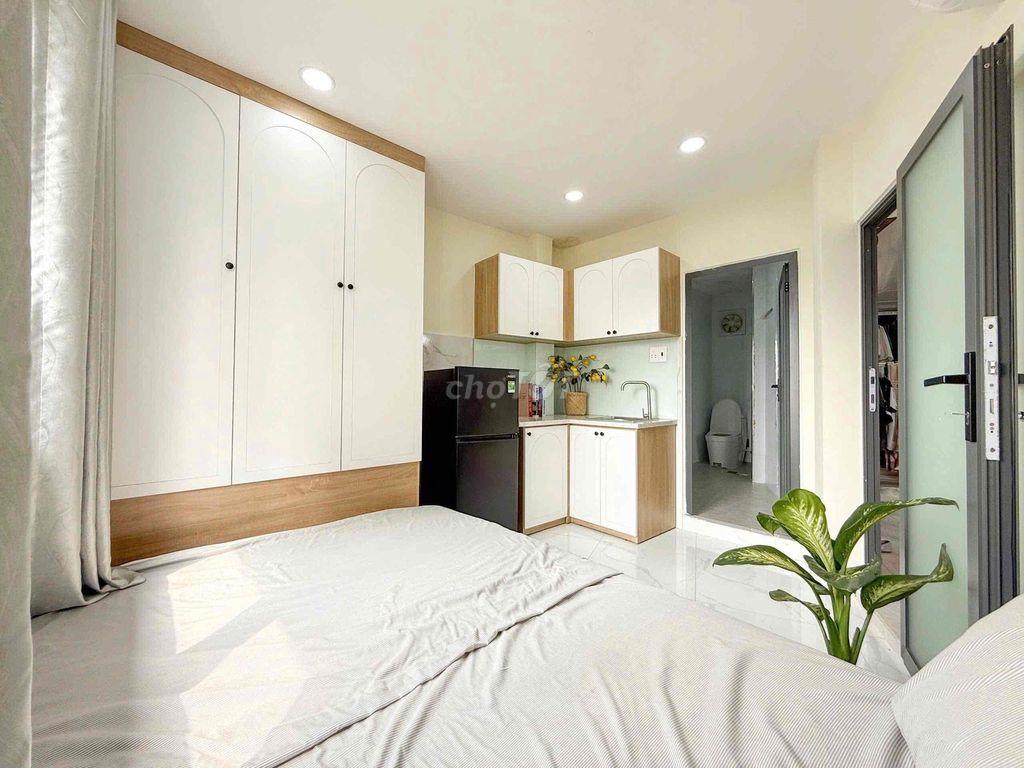 chính chủ cho thuê phòng trung tâm, 5tr3/tháng, cửa sổ, bếp