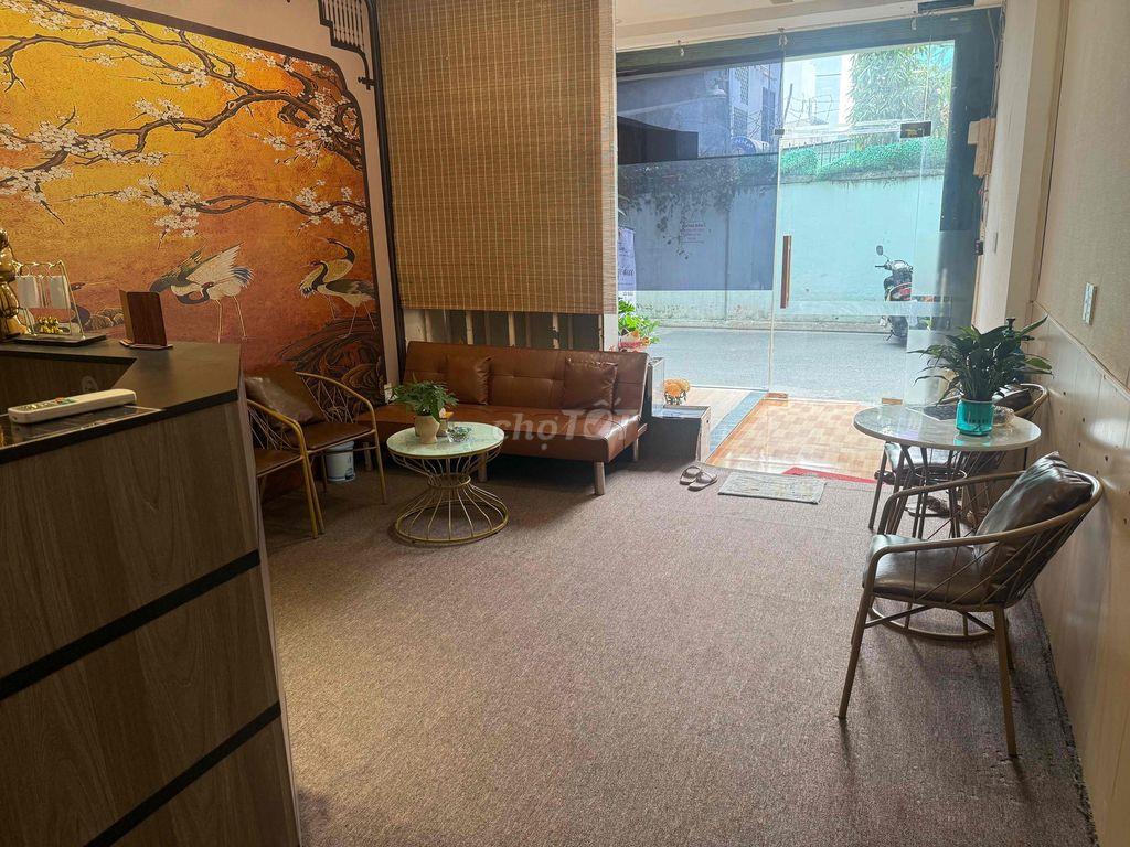 100tr Sang nhượng gấp spa đang hoạt động tốt mới mở dc 2 tháng