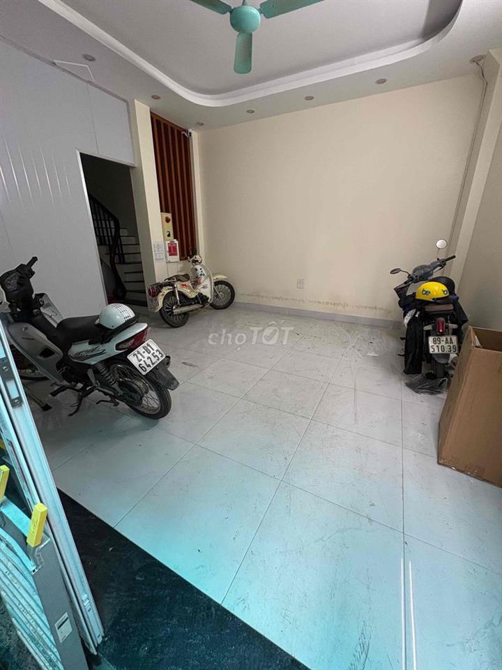 CHÍNH CHỦ CẦN BÁN GẤP NHÀ Ở PHÚ LƯƠNG HÀ ĐÔNG
