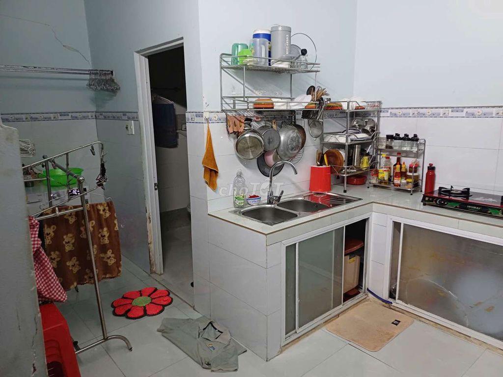 Bán nhà Bà Điểm SHR 80m2 3tỷ9 hẻm ba gác