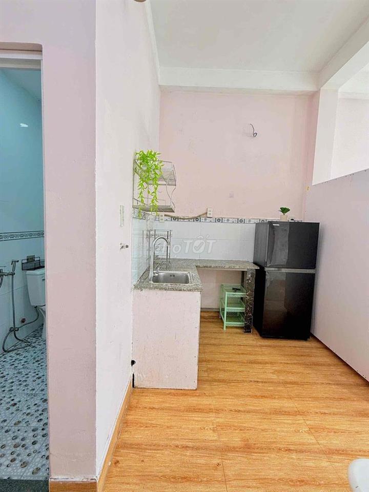 STUDIO BAN CÔNG FULL NỘI THẤT - MÁY GIẶT RIÊNG