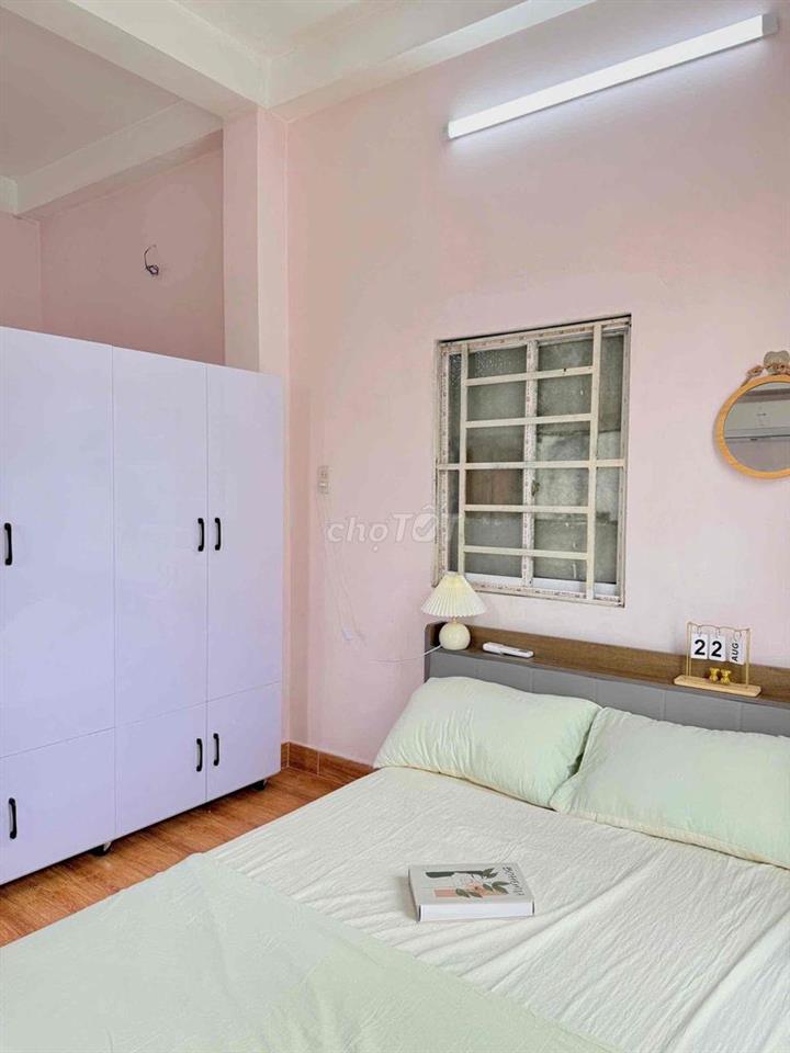 STUDIO BAN CÔNG FULL NỘI THẤT - MÁY GIẶT RIÊNG