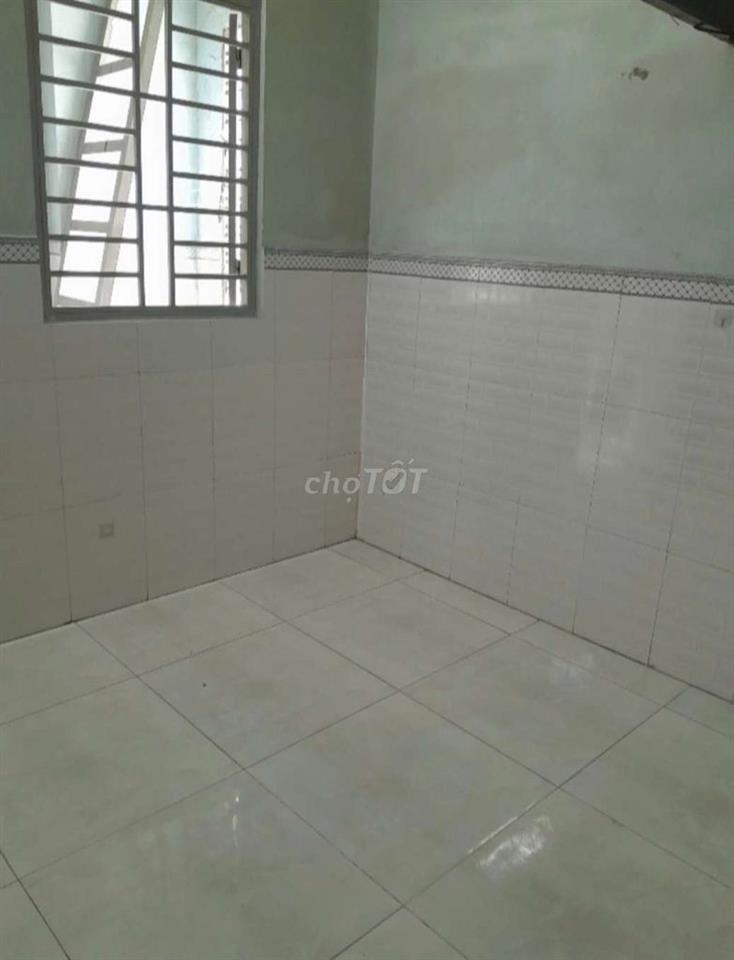 Phòng Trọ  Mặt Tiền, Có Gác, Ban Công, phường  Hiệp Thành quận 12