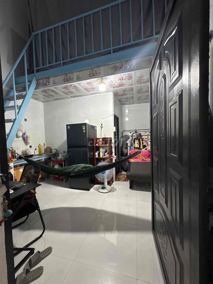 Mình cần pass phòng giá 2tr2 ac bạn bè nào có nhu cầu liên hệ em ạ. Tr