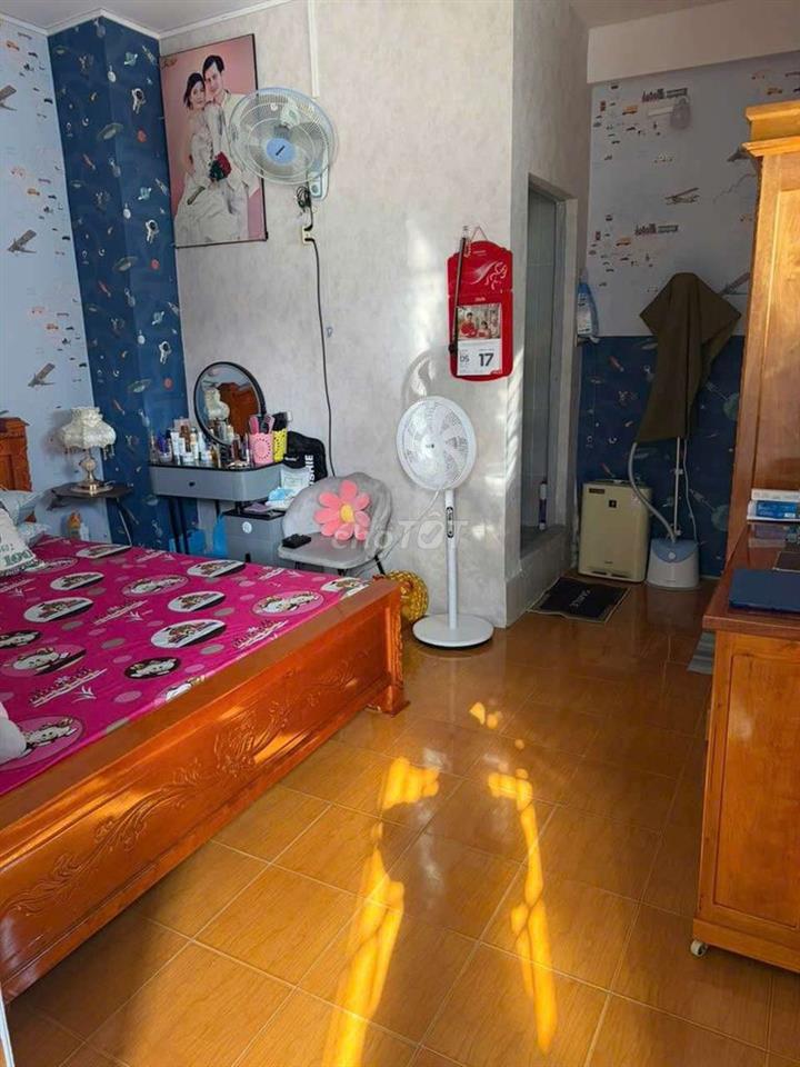 cho thuê nhà nguyên căn 4 phòng ngủ