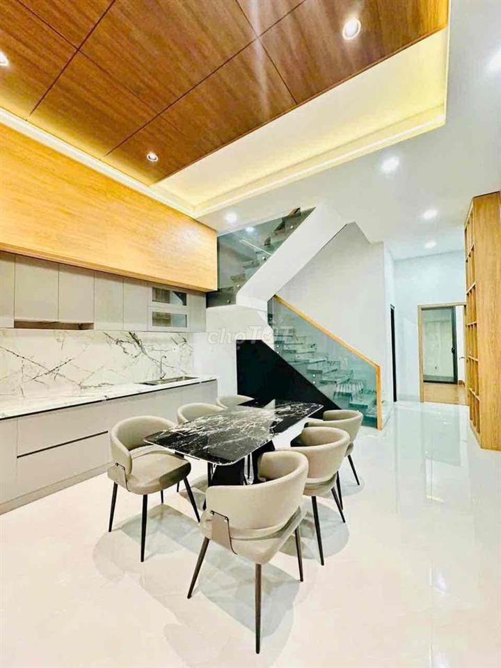 Nhà lầu p Trảng Dài full thổ cư